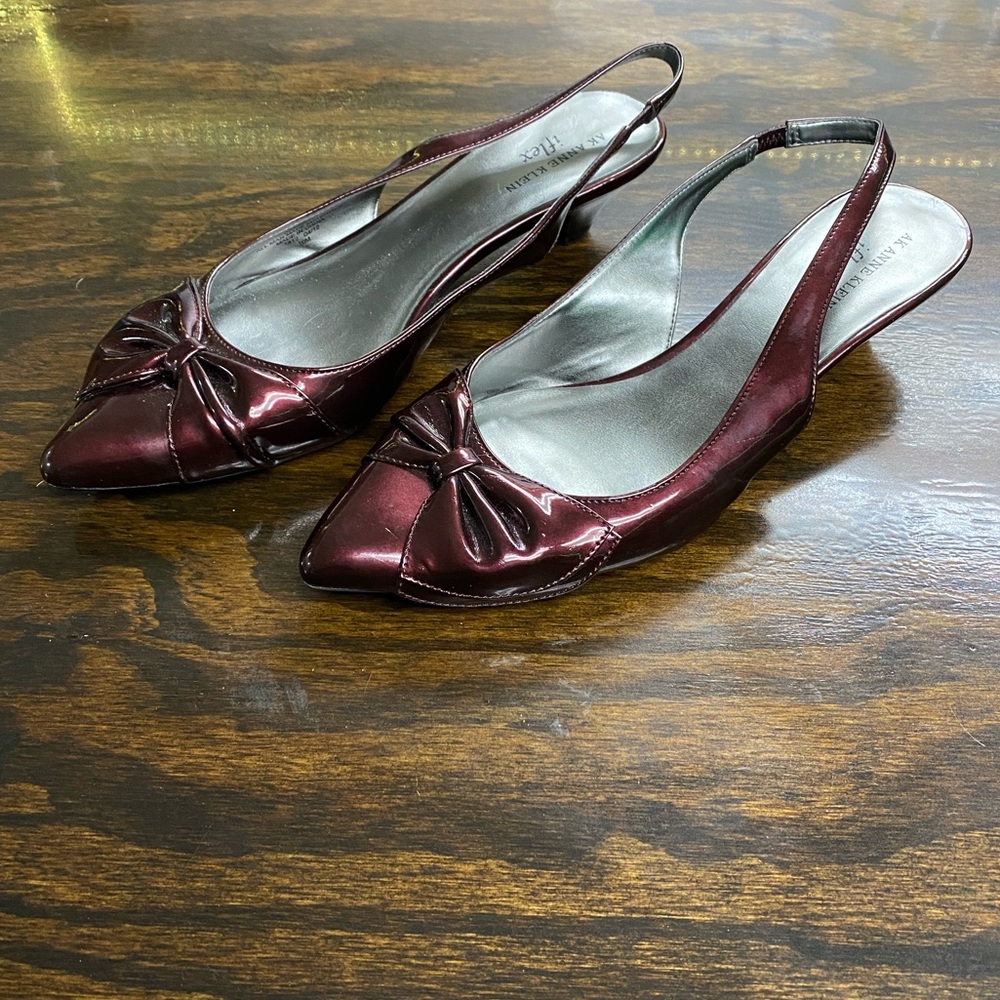 AK Anne Klein iflex sling back pumps